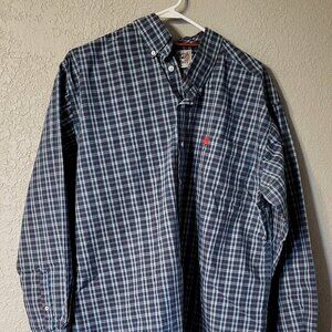Mens Cinch size medium Blue Plaid long sleeved button down shirt